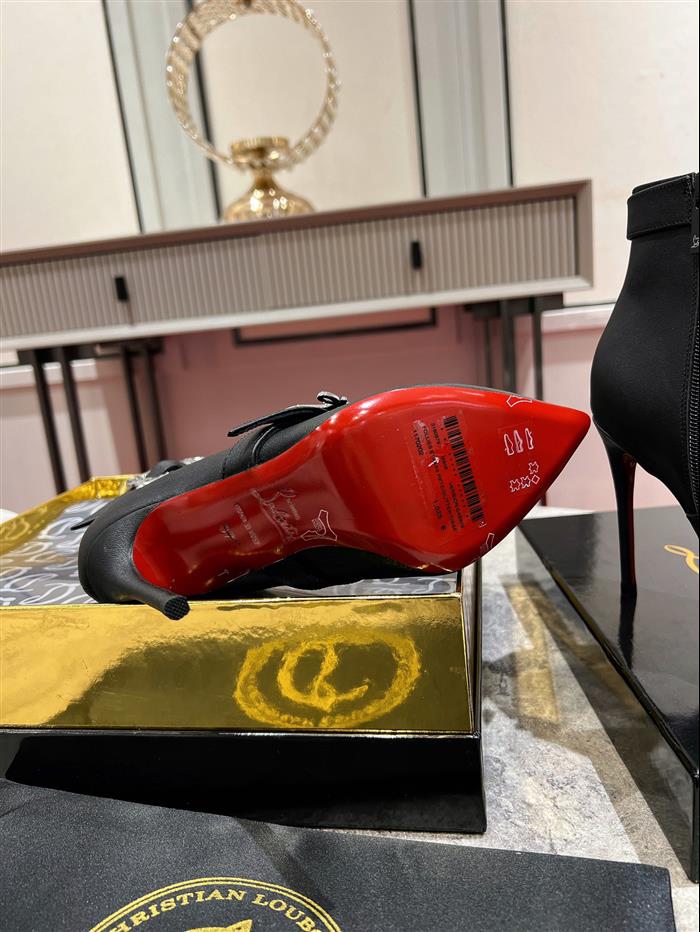 20251128173147699 390